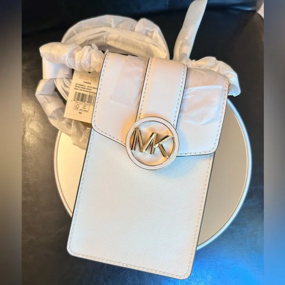 Michael Kors Carmen Crossbody Bag NWT - Picture 6 of 15